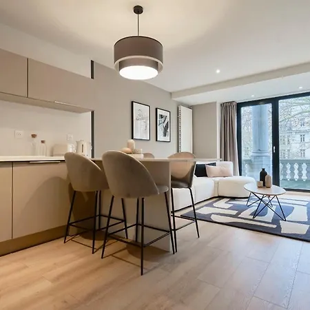 Charming High-end Duplex La Madeleine (Nord)