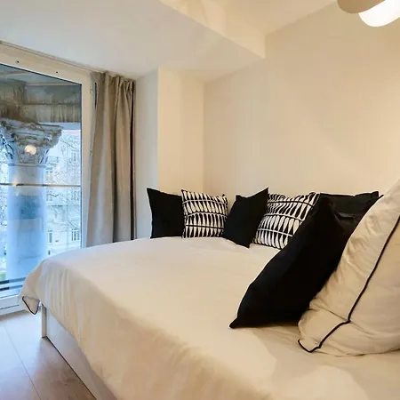 Charming High-end Duplex La Madeleine (Nord)